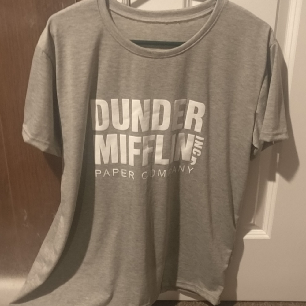 Dunder Mifflin shirt